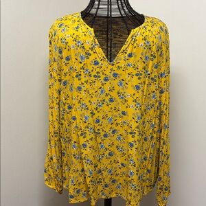 Old Navy Relaxed Split-Neck Crepe Blouse